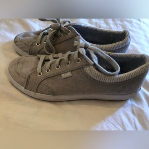 Grey Keds